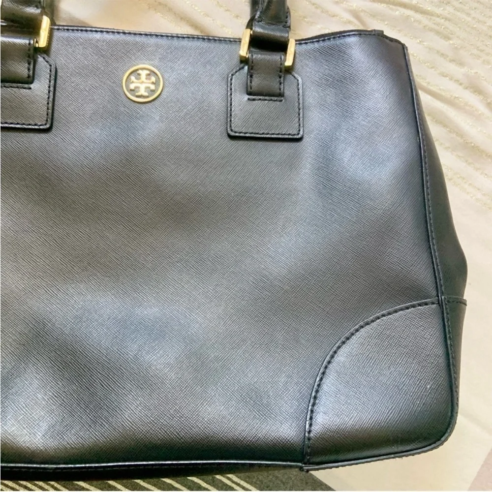 Tory Burch Robinson Double Zipper Black Leather Tote Bag Top Handle & Strap